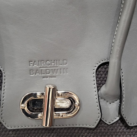 Fairchild Baldwin Charcoal and Gray Travel Bag - Picture 4 of 7